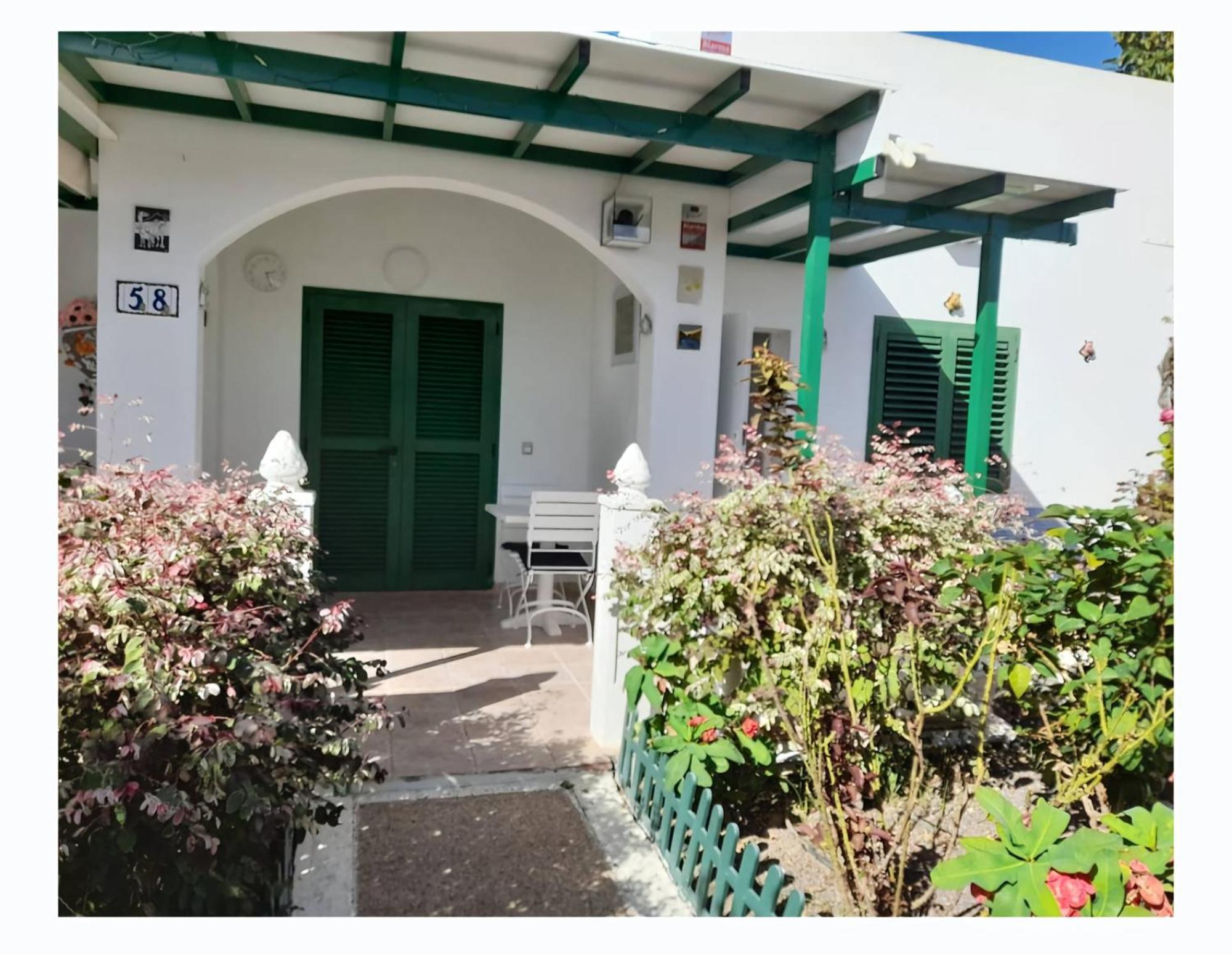 Apartamento Bungalows Isabel Maria Playa Blanca  Exteriör bild